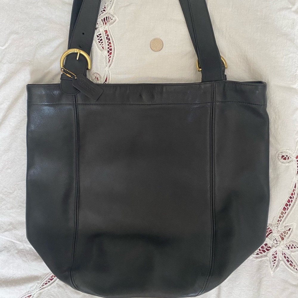Large vintage Coach black tote